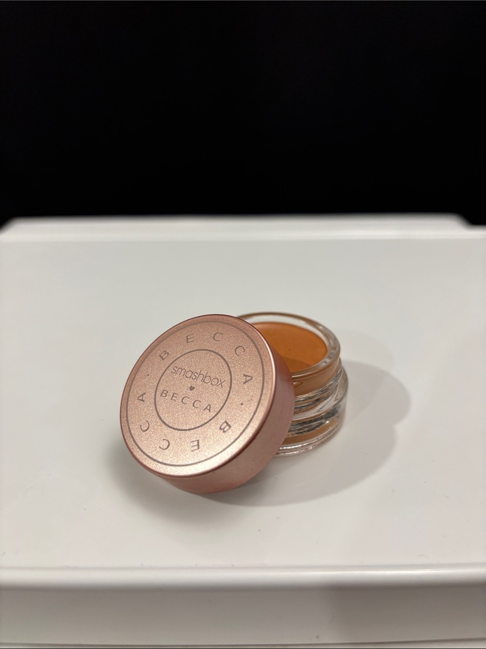 BECCA Smashbox Under Eye Brightening Corrector